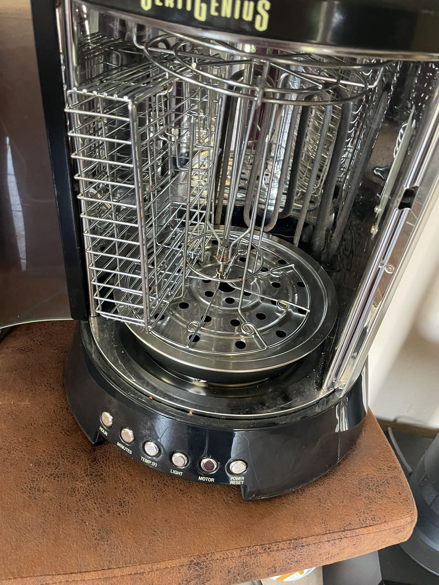 Cuizen Vertigenius - Vertical Roaster$40.00!!!