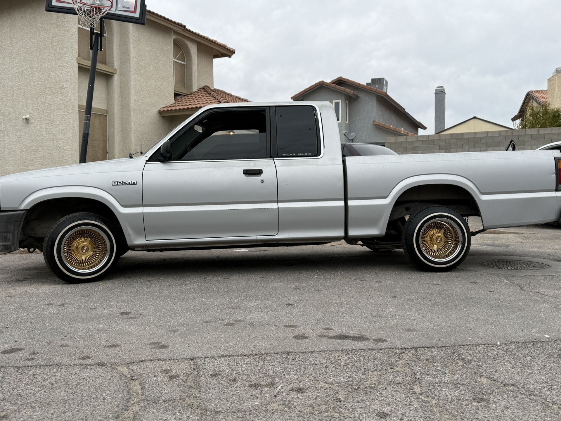 89 Mazda B2200 For Salenull