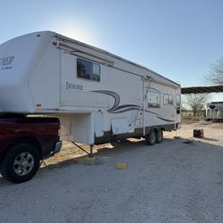 2001 Jayco Designer