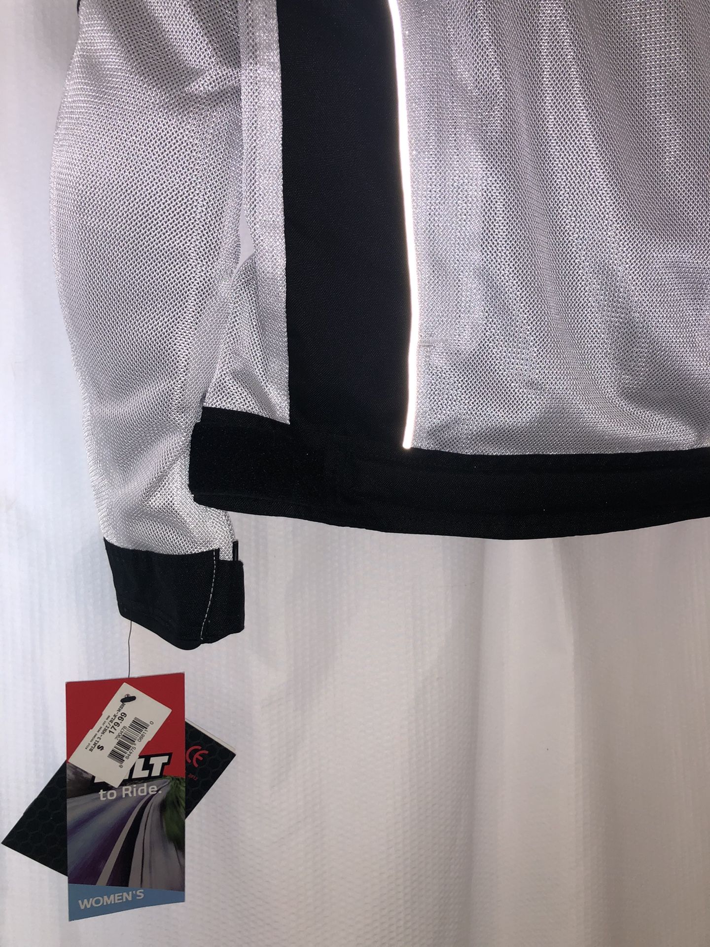 Motorcycle jacket