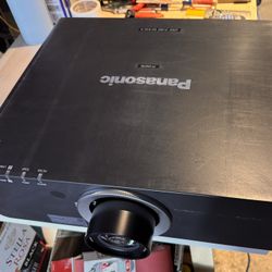 Panasonic DW730 (only 1363 Hours)