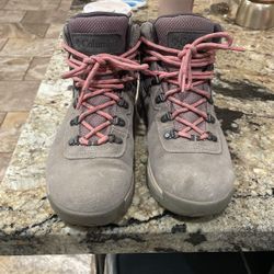 Women’s Boots Size 9.5