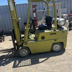 Clark Forklift 