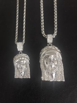 Stainless Steel jesus pendant with Chain .