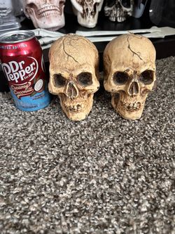 Skull candles