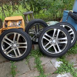 (4) 225/45/18 Nexen Tires Llantas Kia Wheels Rines