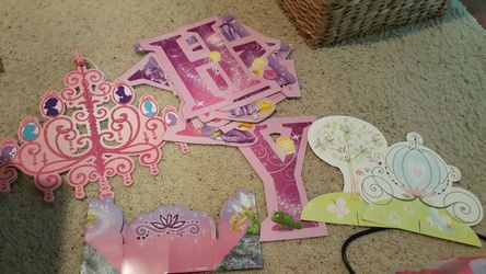 Over 30 pcs princess bday decor tons more than what's in pic