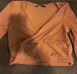 Women’s crossover top