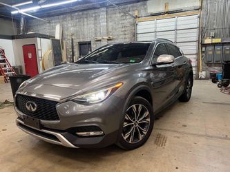 2017 INFINITI QX30