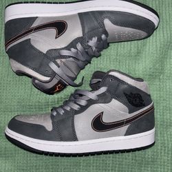Air Jordan 1 Mid SE ( Night Stadium/ Black)