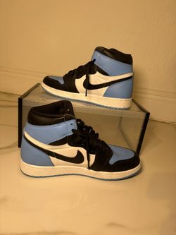 Air Jordan 1 Mid – University Blue – Size 8