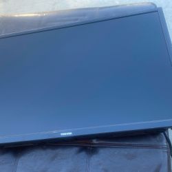 Toshiba 32” LCD TV
