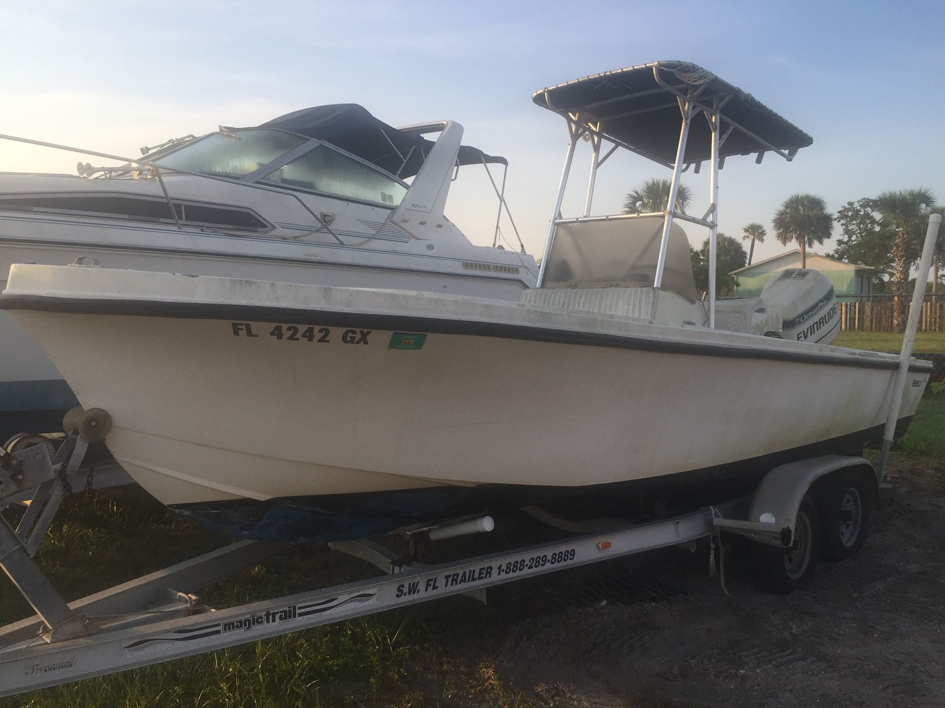 20 ft Mako Center Console w/235 Evinrude Ocean Pro and tandem