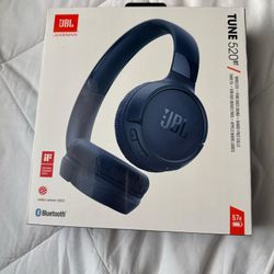 JBL HEADPHONES BRAND NEW 