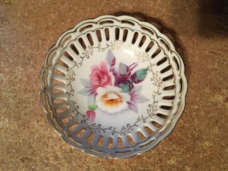 FLORAL HAND PAINTED OPEN LACE EDGE BOWL MADE IN JAPAN 6"