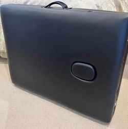 Massage Table 