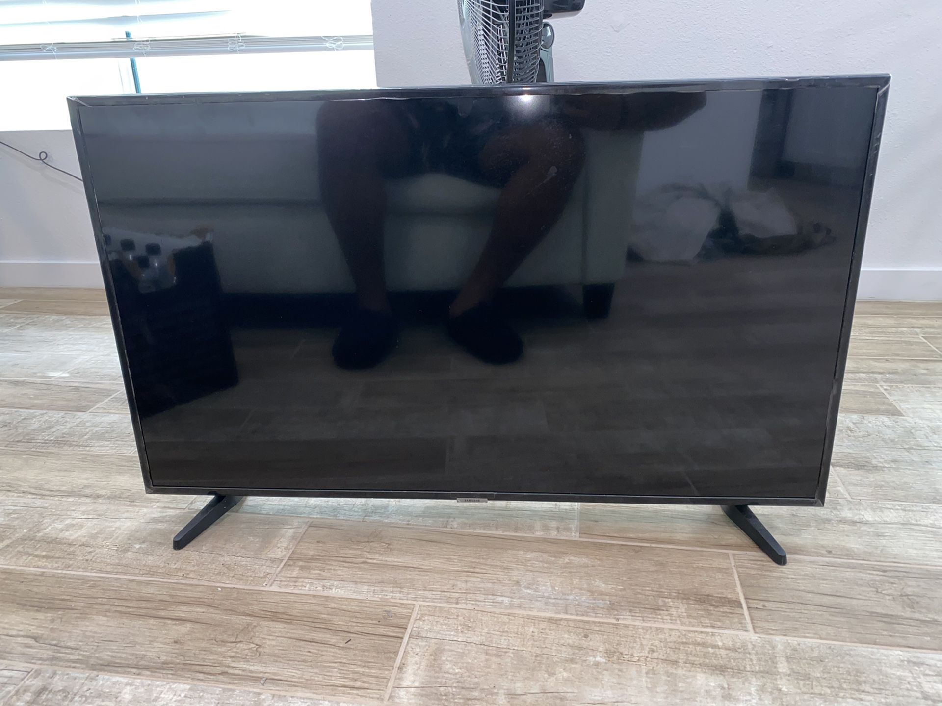 40” Roku Tv