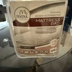 Twin  Bed Mattress Pad 