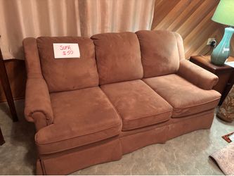 Estate Sale - Beds, Cabinets, Bookshelves, Kitchenware, Clothing
