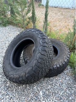 (2x) BFGoodrich AT KO2 285/70r17