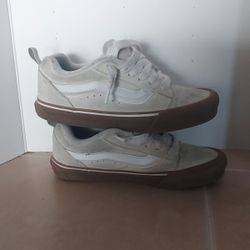 Vans New Skool Size 6.0 Mens