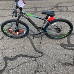 Schwinn men's 27.5 mountain pass bike review hot sale