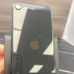 iPhone SE 2020 64gb Unlocked ID: 21912-1