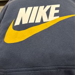 Sueter Nike Talla G Para Niños             Sweater For Kids Size G