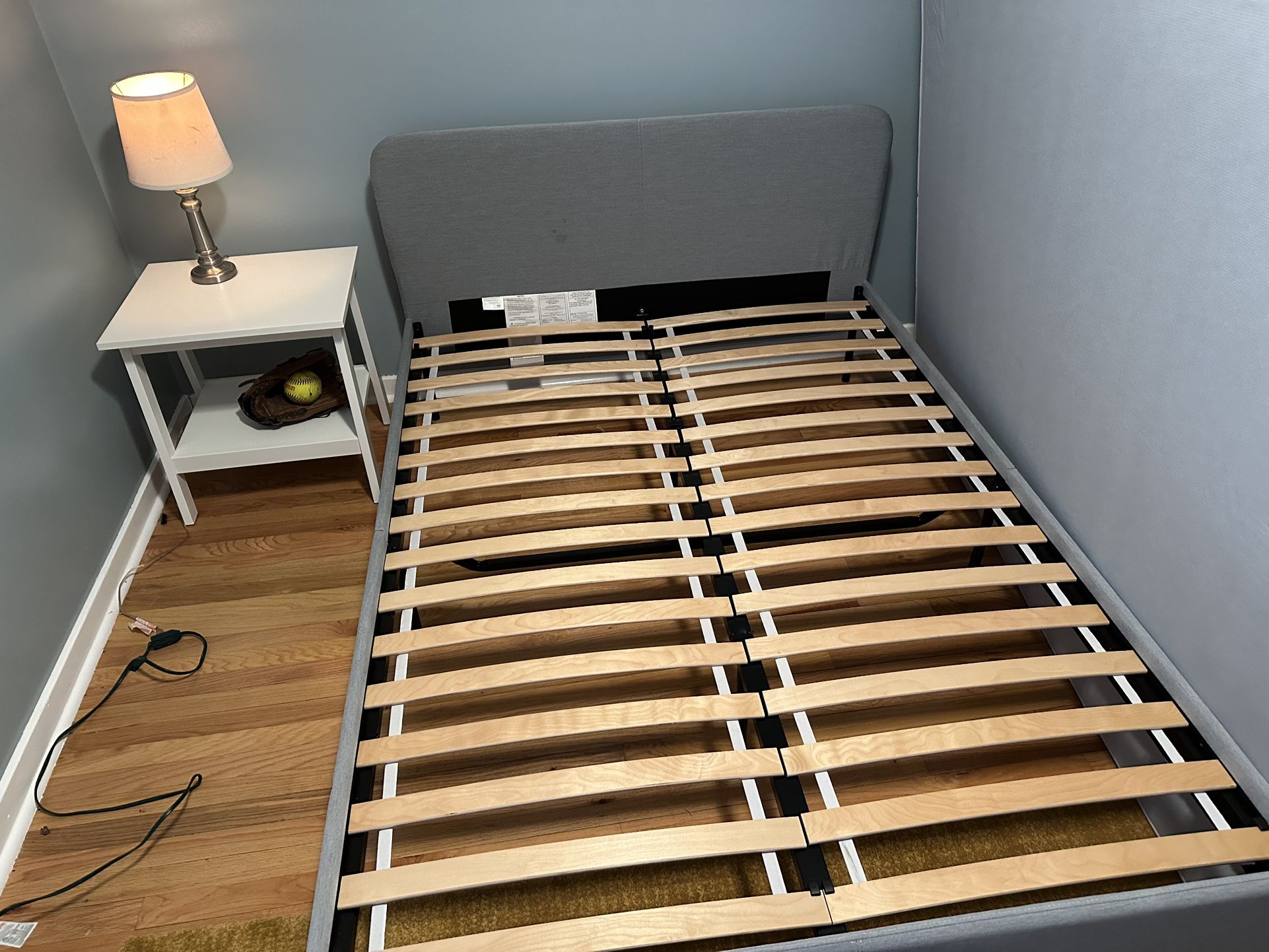 Bedroom Set - Perfect For Small Room Brand New