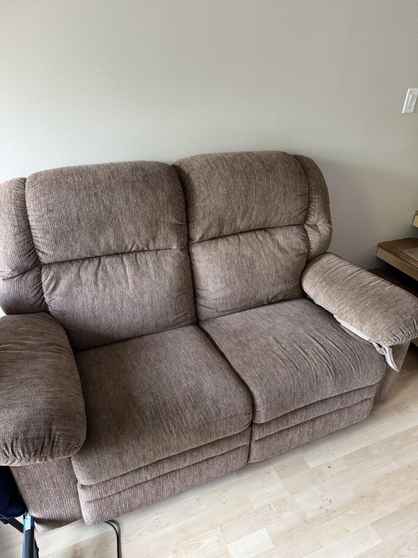 Reclining Loveseat