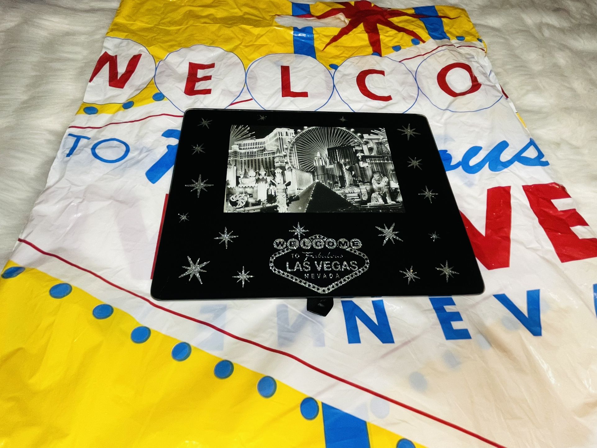 Las Vegas Picture Frame Shiny Black Glass Sparkly Silver Glitter Accents 9" X 7"