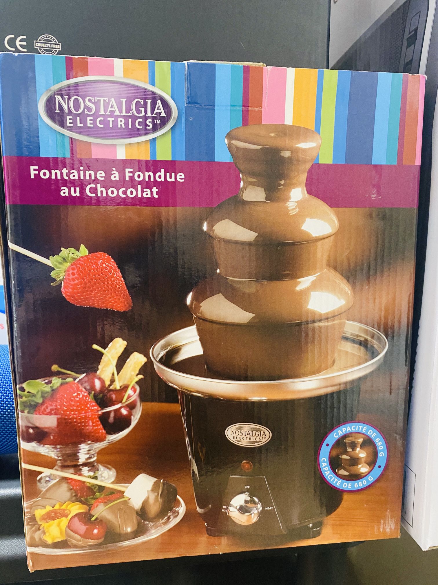 Nostalgia Chocolate Fountain 