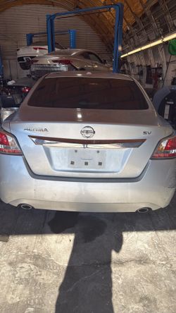 2016 Nissan Altima Part Out – Interior, Exterior & Mechanical Parts Available