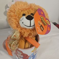 Gift For Valentine's Day Princess Mug With Lion Inside And Recess 