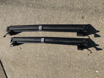 Barrecrafters Sierra SX 12 Ski Rack pre owned for Sale in Garden