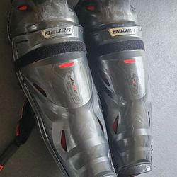 Bauer 16" Shin Pads