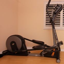 NordicTrack Audio 990 Elliptical