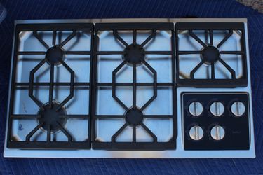Wolf 36” 5-Burner Professional Gas Cooktop | CT36G/S | Stainless Steel | Used