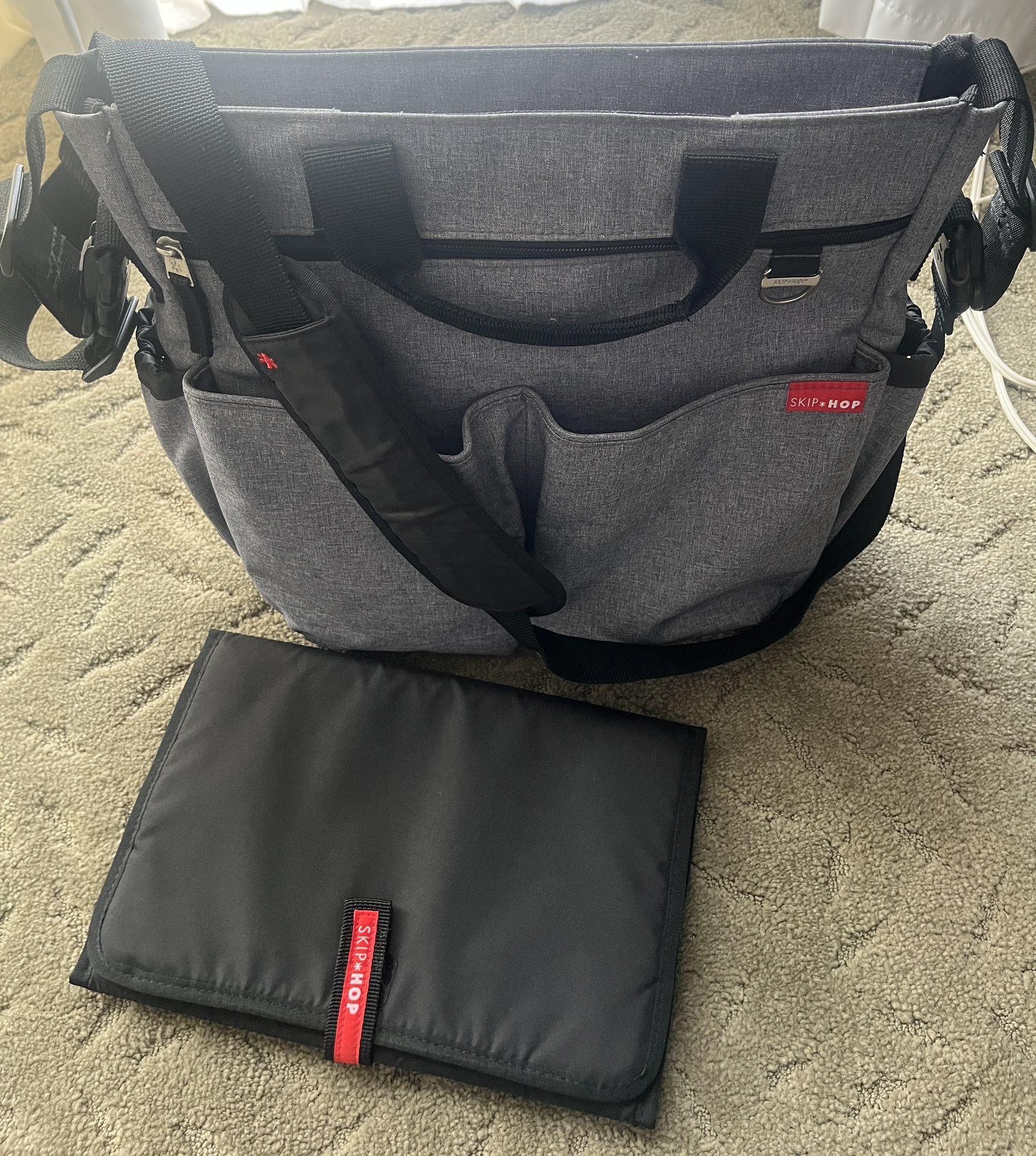 Skip Hop Messenger Diaper Bag