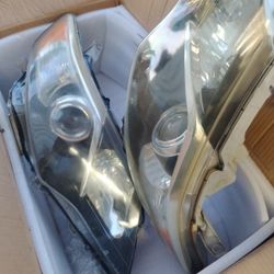 Used 2014 Toyota Camry Headlights