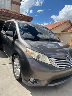 2011 Toyota Sienna