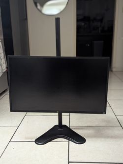 LG monitor With Dual Stand