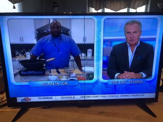 Insignia 32” LED TV 