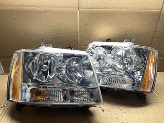 #OH94 Chevy Tahoe Suburban  Avalanche Chrome Halogen Headlight Pair 