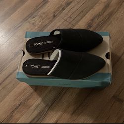 New! TOMS Jade Mules, Black Size 6