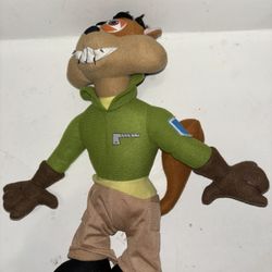 Food fight Daredevil Dan Squirrel 