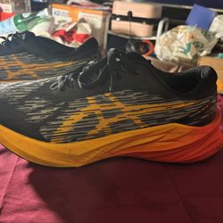 ASICS NOVABLAST 3 BLACK AMBER SIZE 14