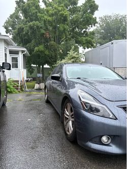 2011 Infiniti G37