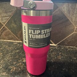 The IceFlow Flip Straw Tumbler 30oz pink new