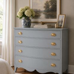 Chest Of Drawers - Mahogany 